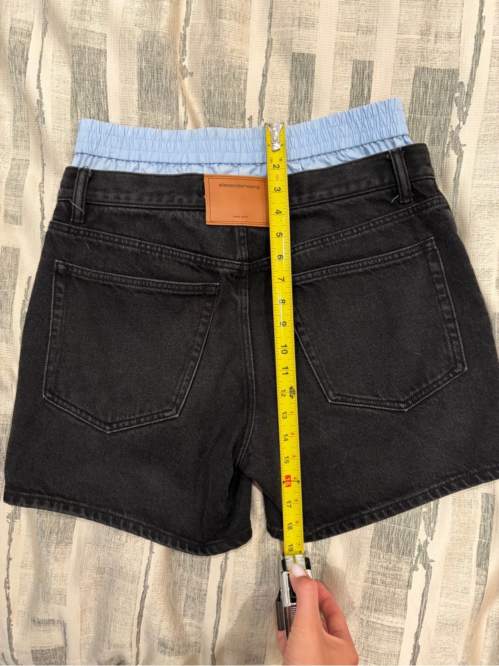Alexander Wang Black High-Rise Denim Shorts with Contrast Waistband - Picture 9 of 10